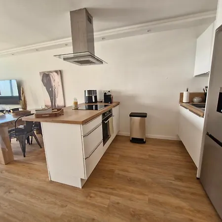 Elegant 2-room With Panoramic Sea View & Pool * Αντίμπ