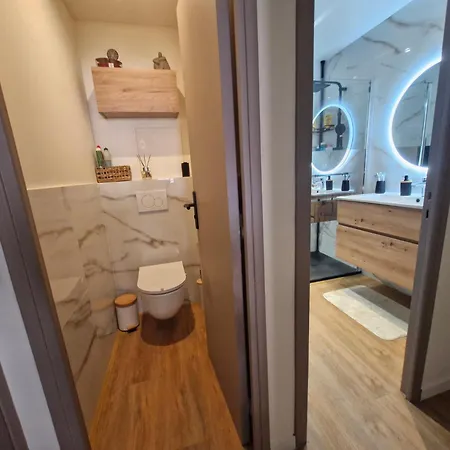 Elegant 2-room With Panoramic Sea View & Pool Διαμέρισμα *